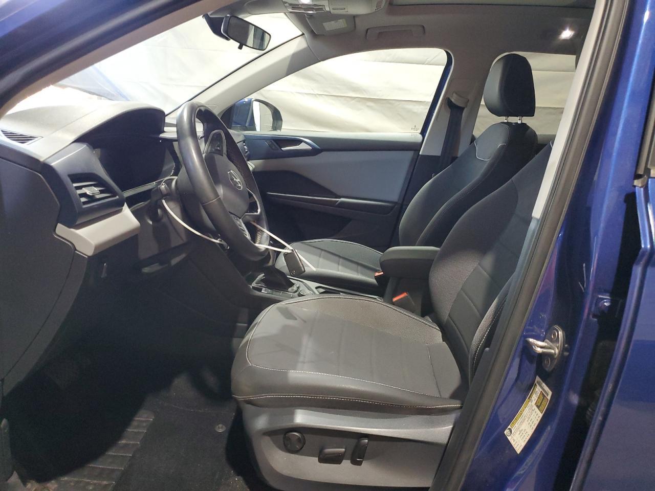 2023 Volkswagen Taos Se - Image 7