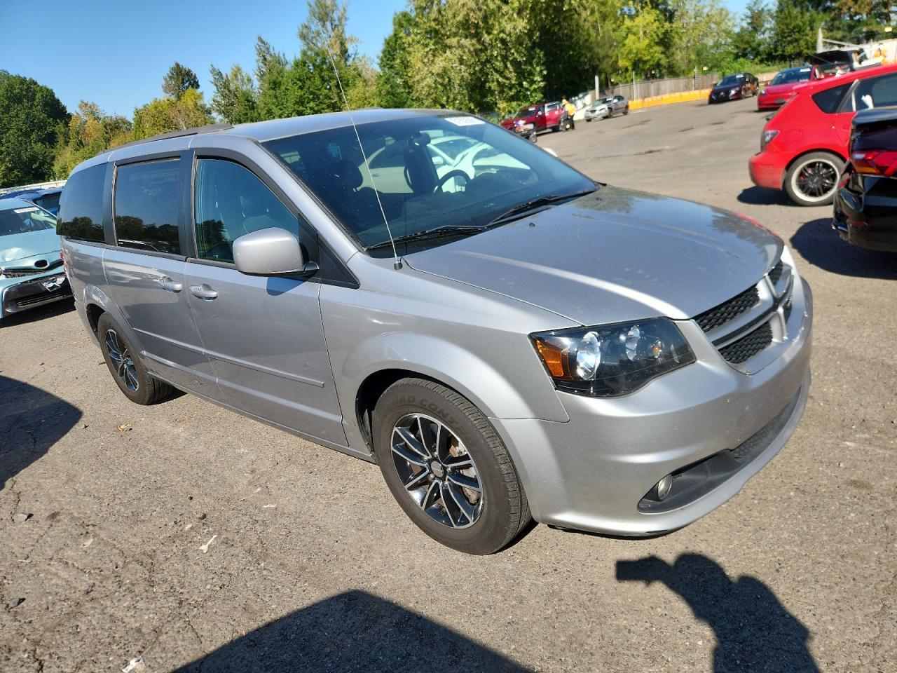 2016 Dodge Grand Caravan R/T - Фото 4