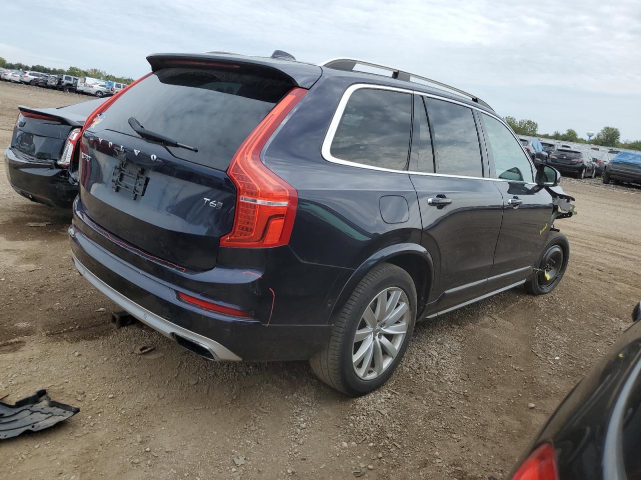 2016 Volvo Xc90 T6 - Image 3
