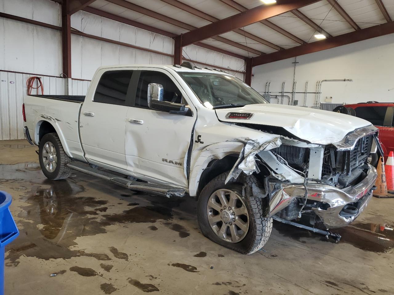2022 Ram 2500 Laramie - Фото 4