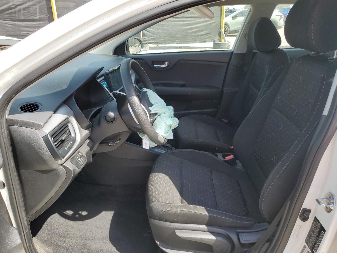 2020 Kia Rio Lx - Фото 7