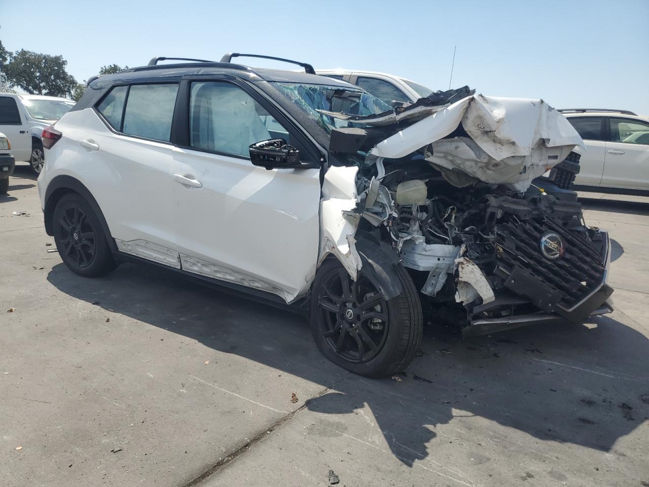 2021 Nissan Kicks Sr - Фото 4