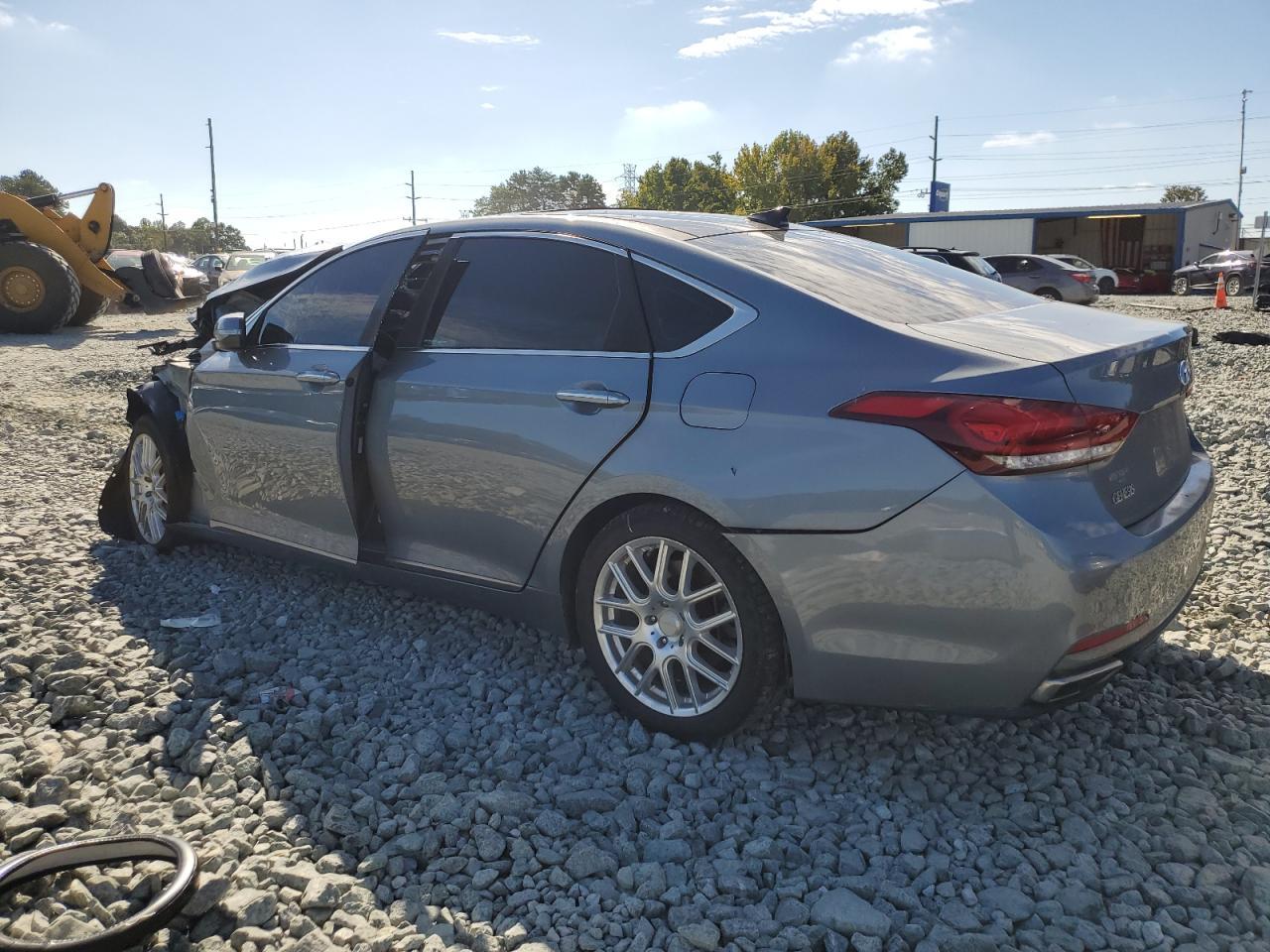 2015 Hyundai Genesis 3.8L - Фото 2