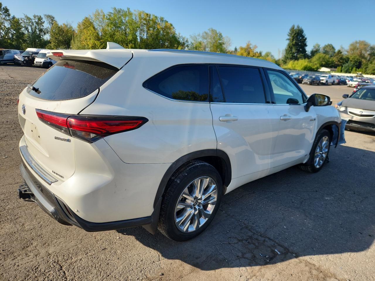 2021 Toyota Highlander Hybrid Limited - Фото 3