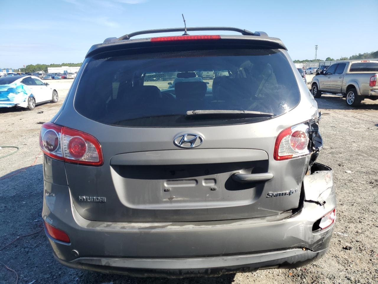 2010 Hyundai Santa Fe Se - Image 6