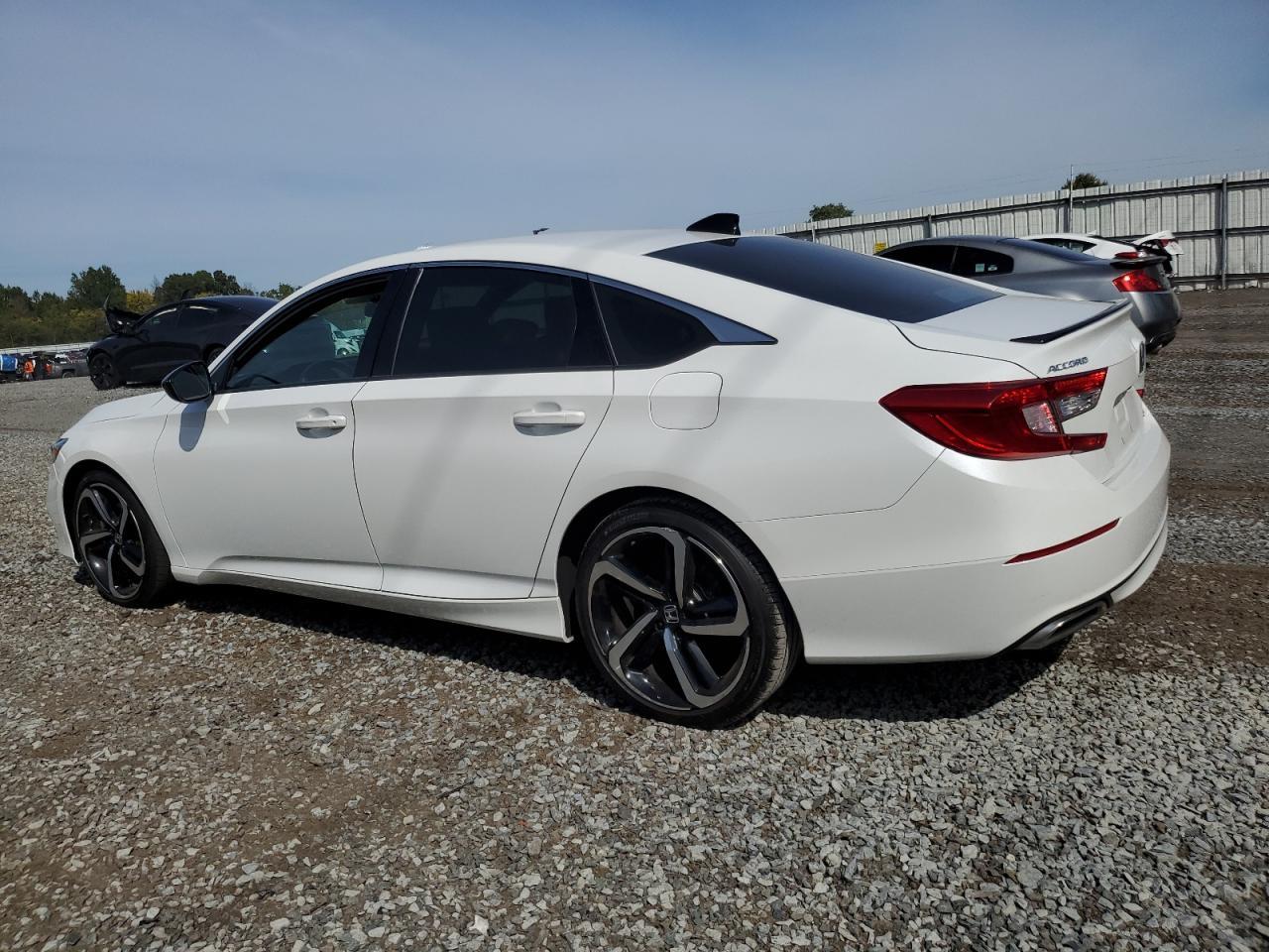 2020 Honda Accord Sport - Фото 2