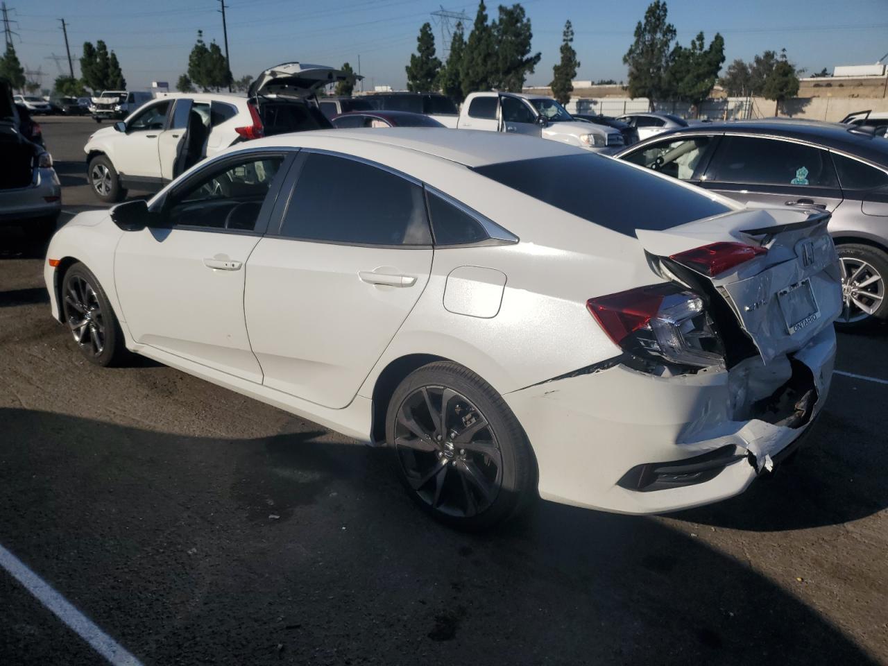 2021 Honda Civic Sport - Фото 2