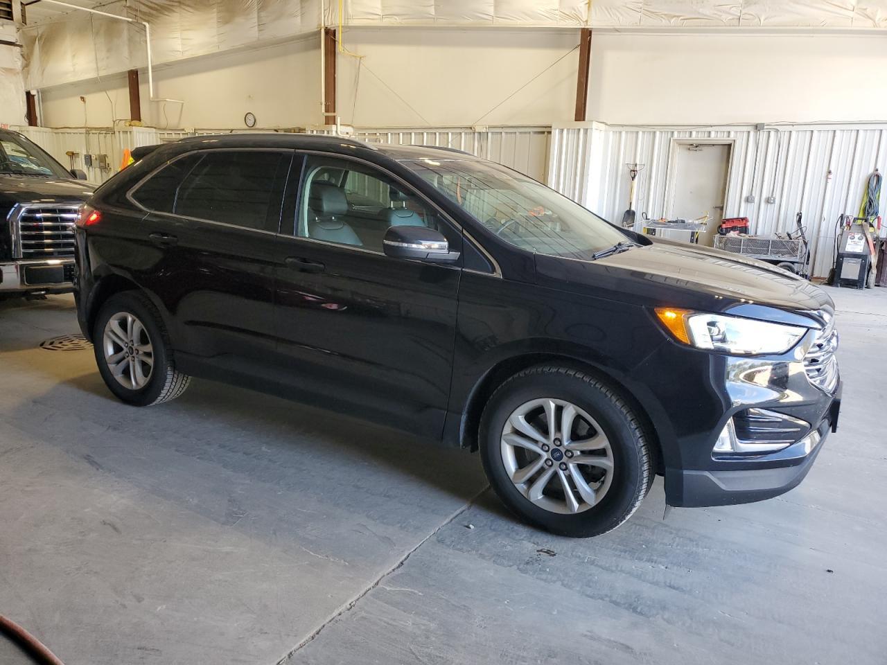 2019 Ford Edge Sel - Фото 4