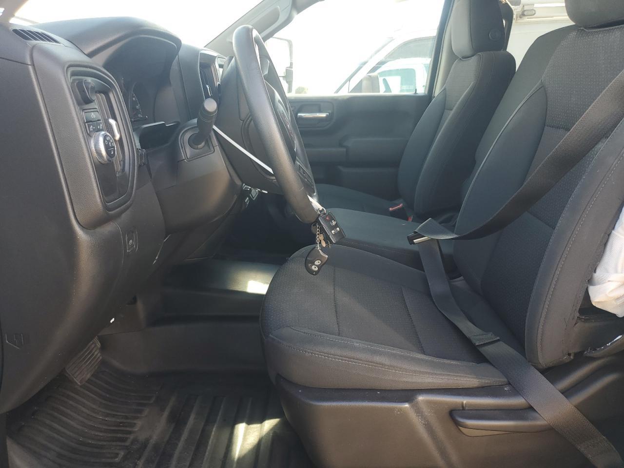 2022 GMC Sierra C2500 Heavy Duty - Image 7