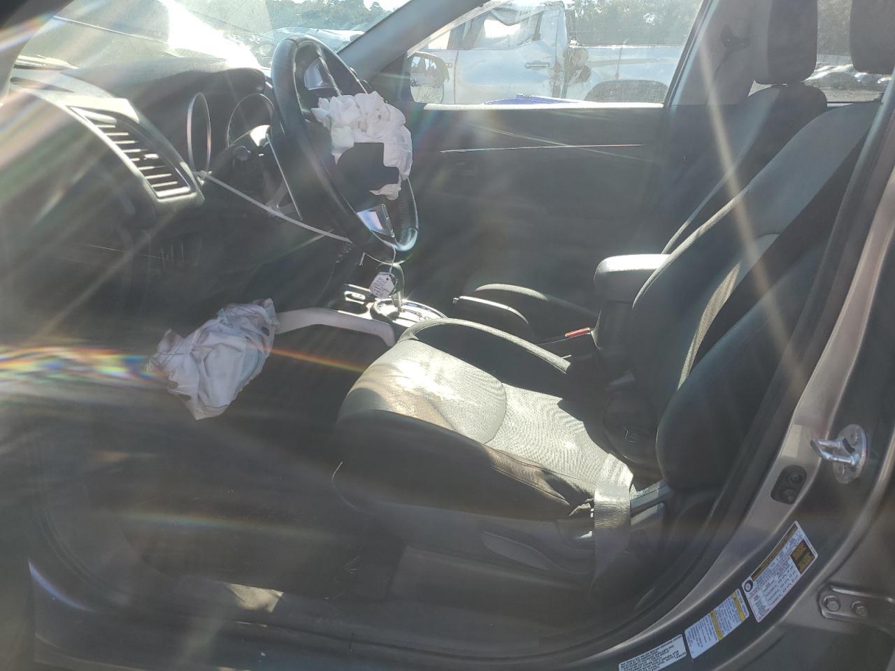 2013 Mitsubishi Outlander Sport Es - Image 7