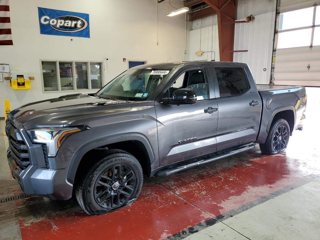 2024 Toyota Tundra Crewmax Limited