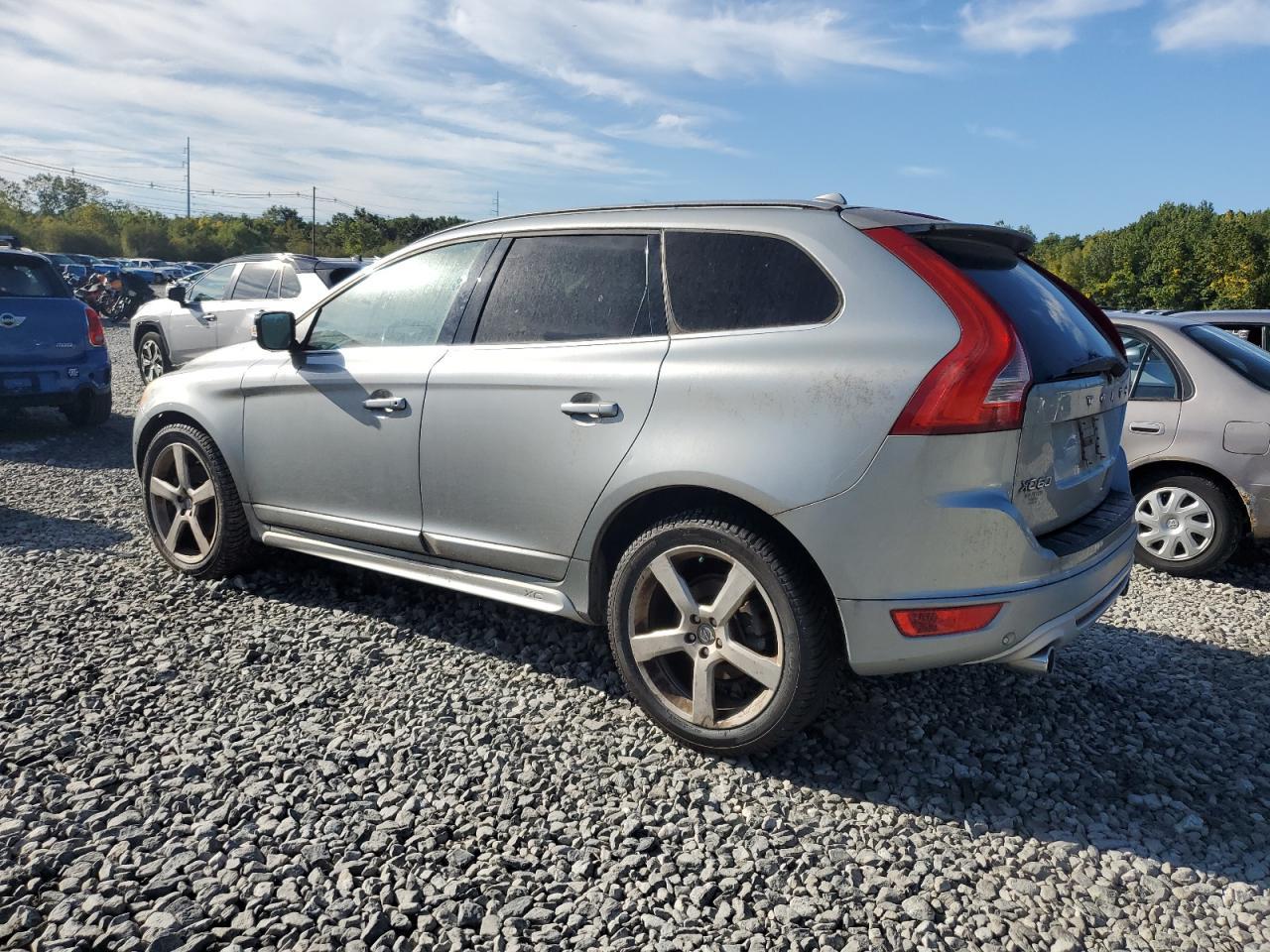 2010 Volvo Xc60 T6 - Фото 2