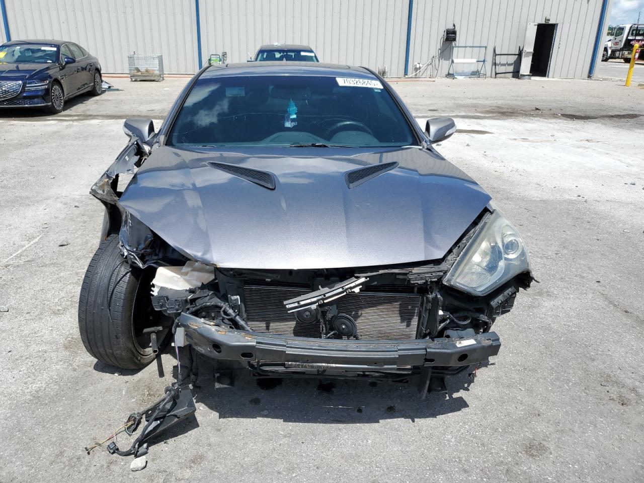 2013 Hyundai Genesis Coupe 3.8L - Фото 5