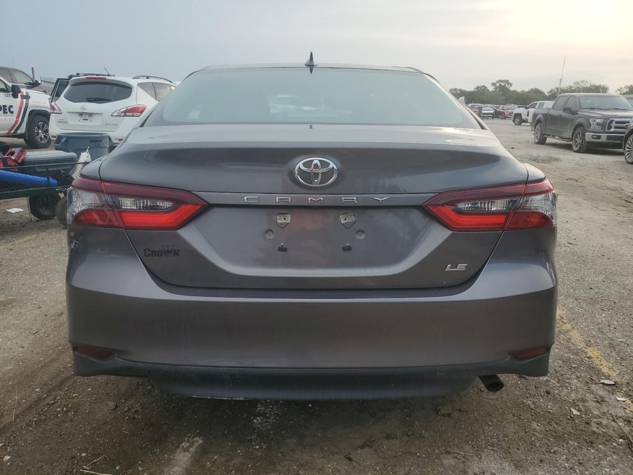 2024 Toyota Camry Le - Фото 6