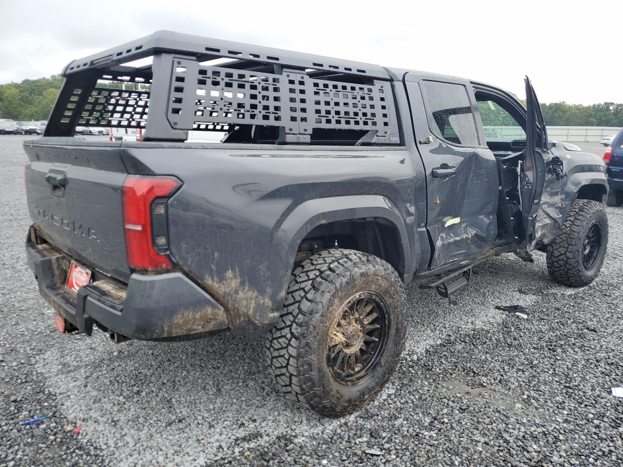 2025 Toyota Tacoma Double Cab - Image 3