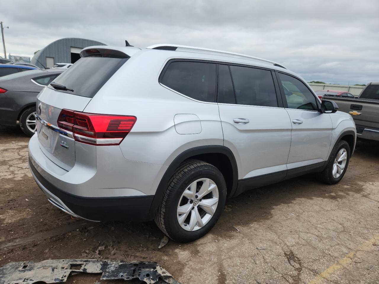 2018 Volkswagen Atlas Se - Фото 3