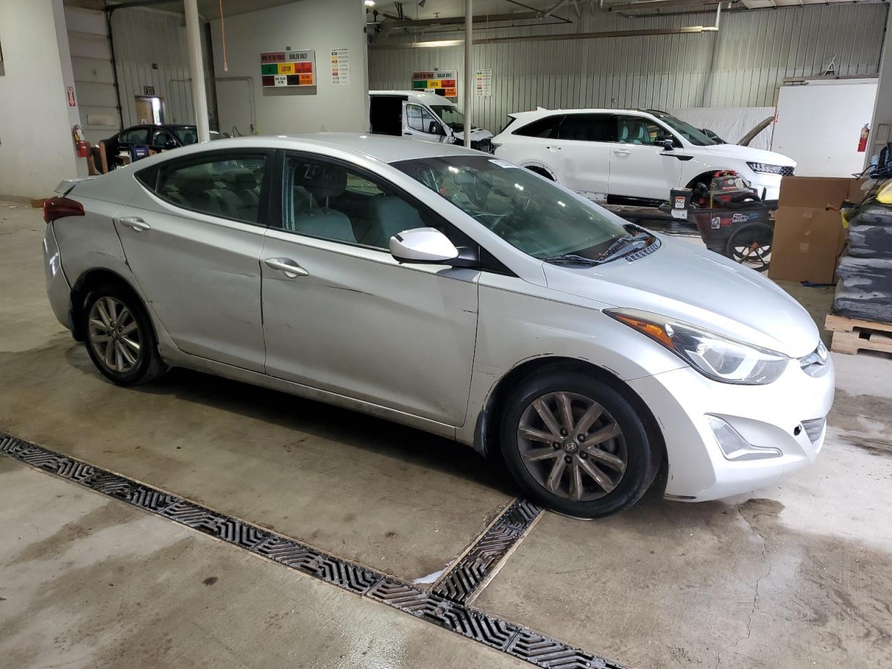 2016 Hyundai Elantra Se - Фото 4