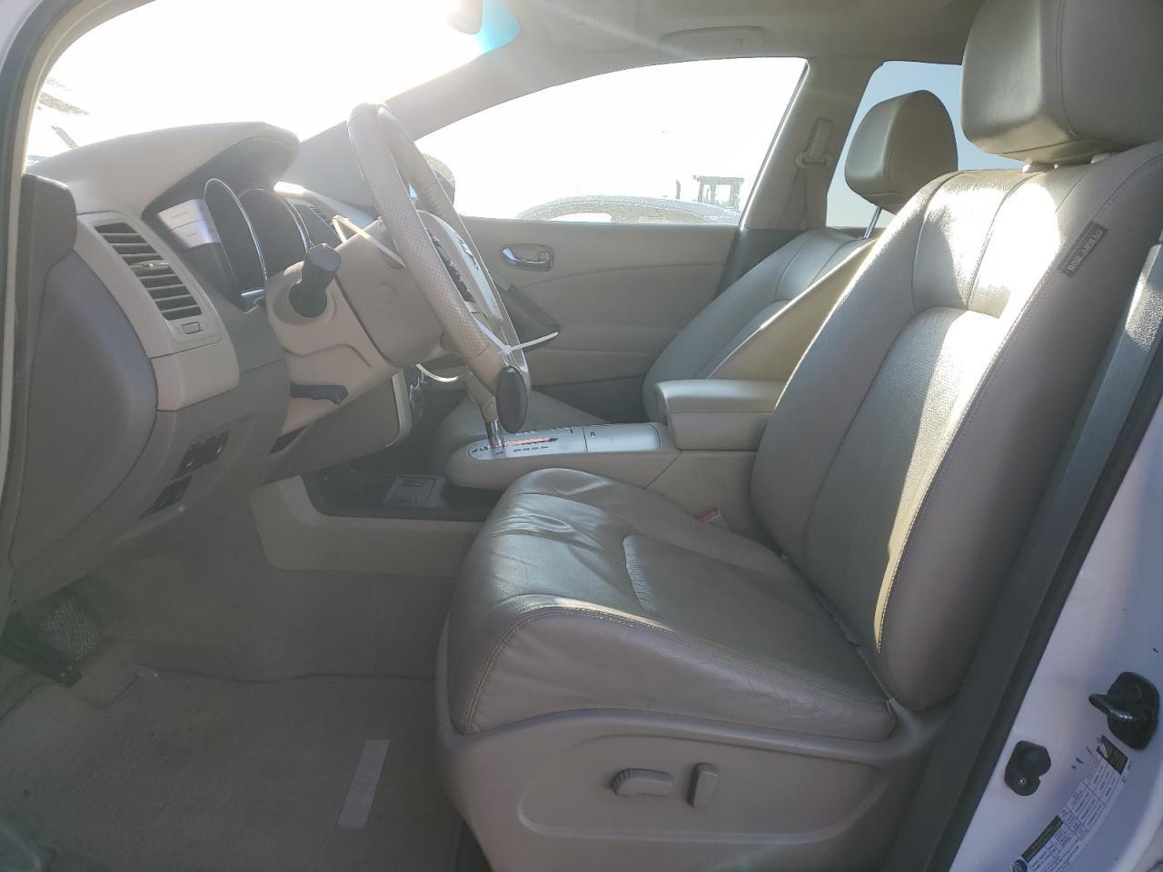 2010 Nissan Murano S - Фото 7