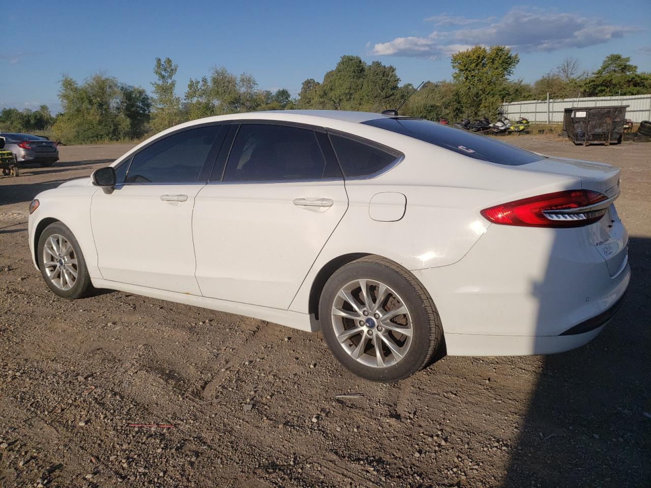 2017 Ford Fusion Se - Фото 2