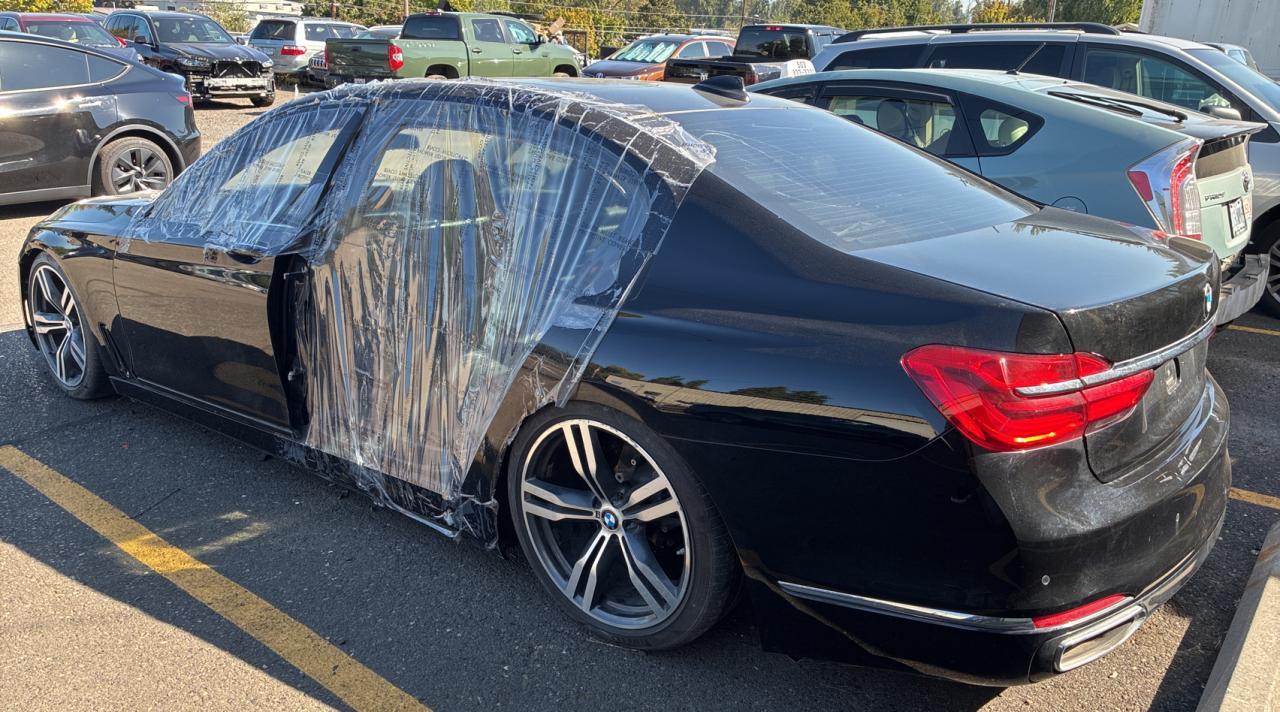 2017 BMW 750 I - Image 3