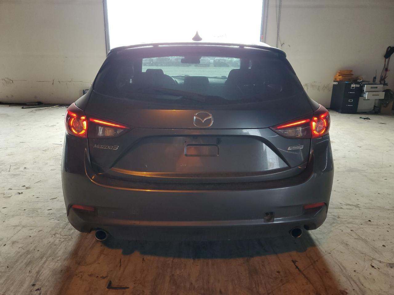 2017 Mazda 3 Grand Touring - Фото 6