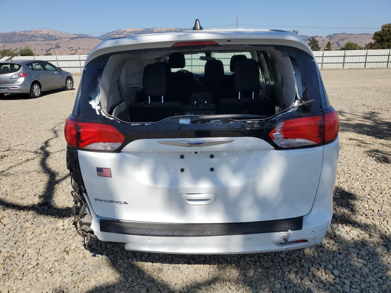2018 Chrysler Pacifica L - Фото 6