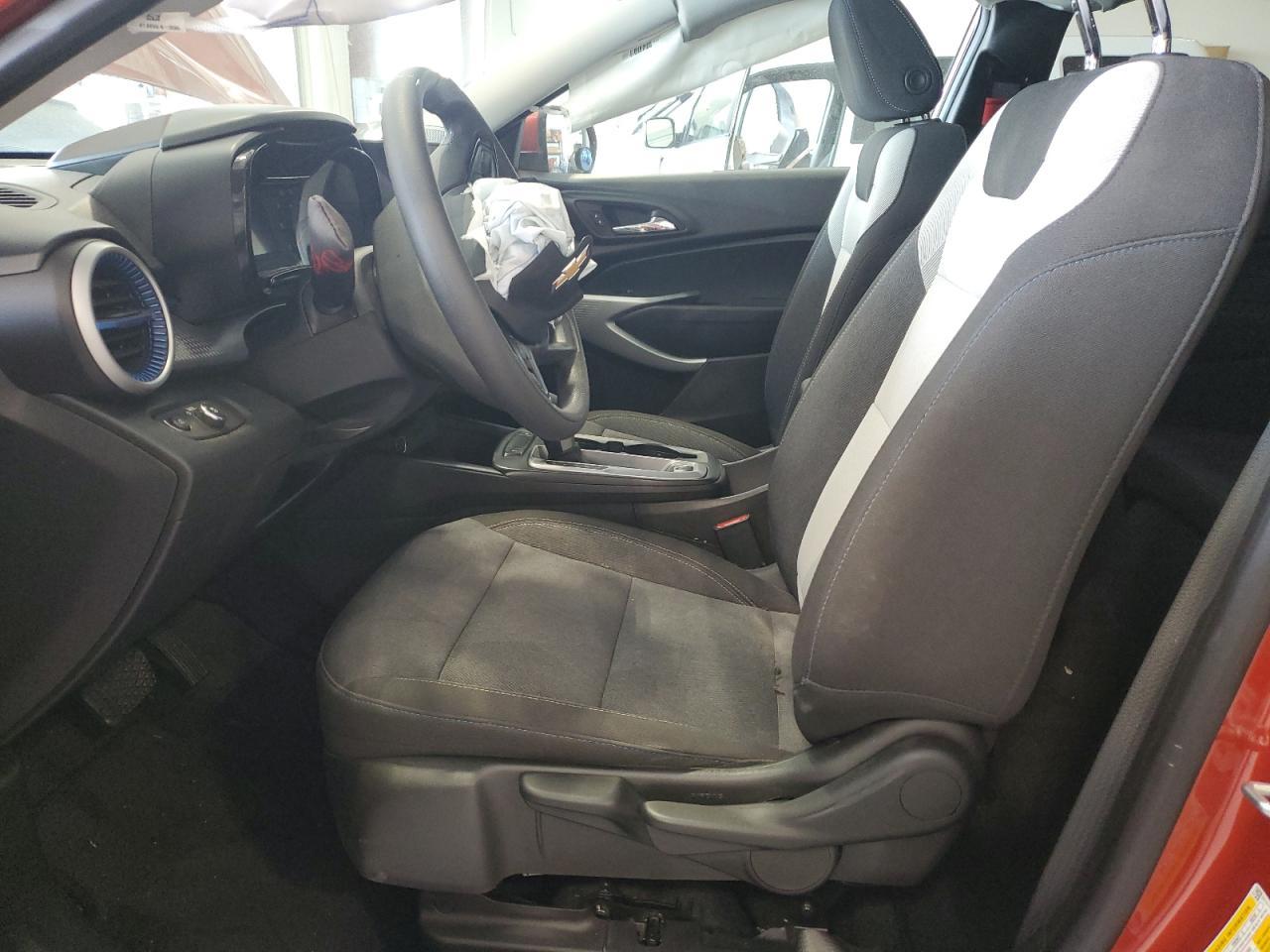 2024 Chevrolet Trax Ls - Фото 7