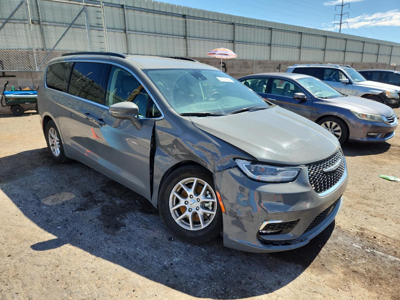 2022 Chrysler Pacifica Touring L - Фото 4