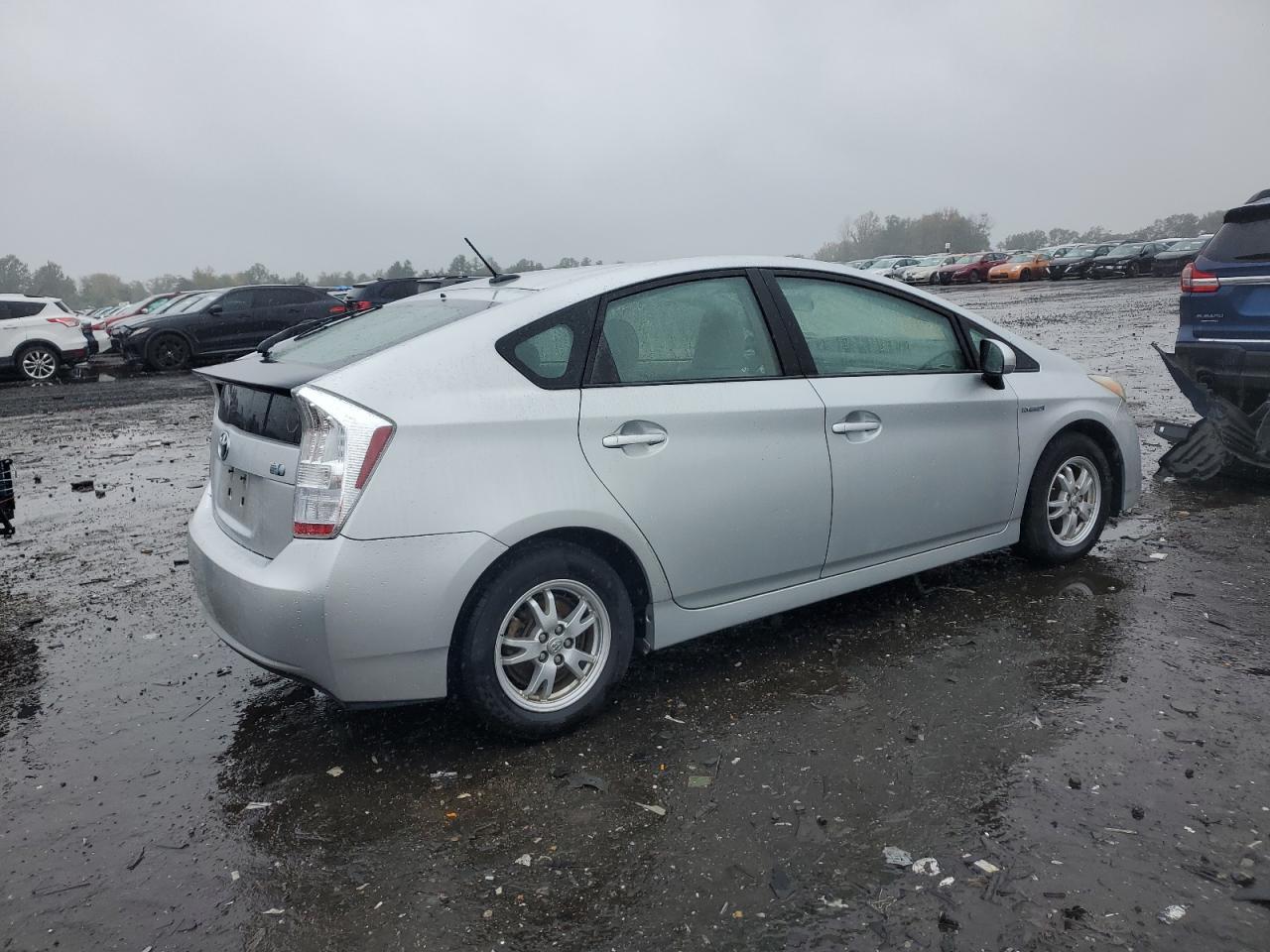 2010 Toyota Prius - Image 3