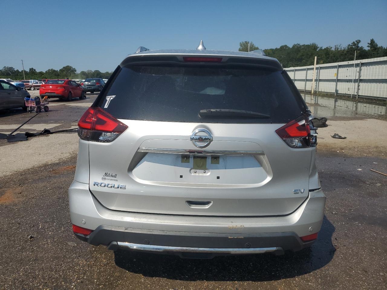2019 Nissan Rogue S - Фото 6