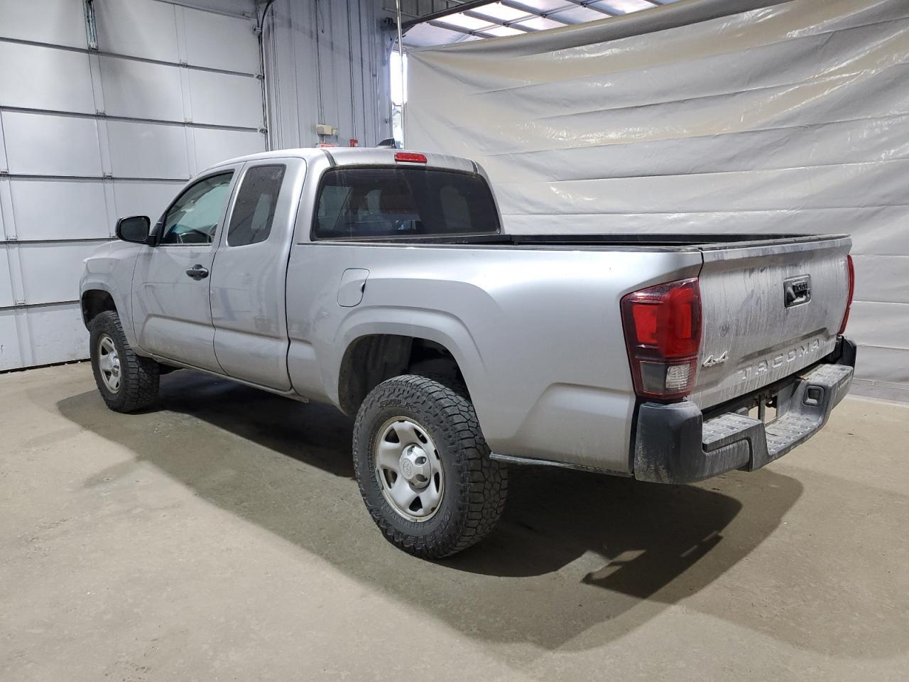 2020 Toyota Tacoma Access Cab - Фото 2