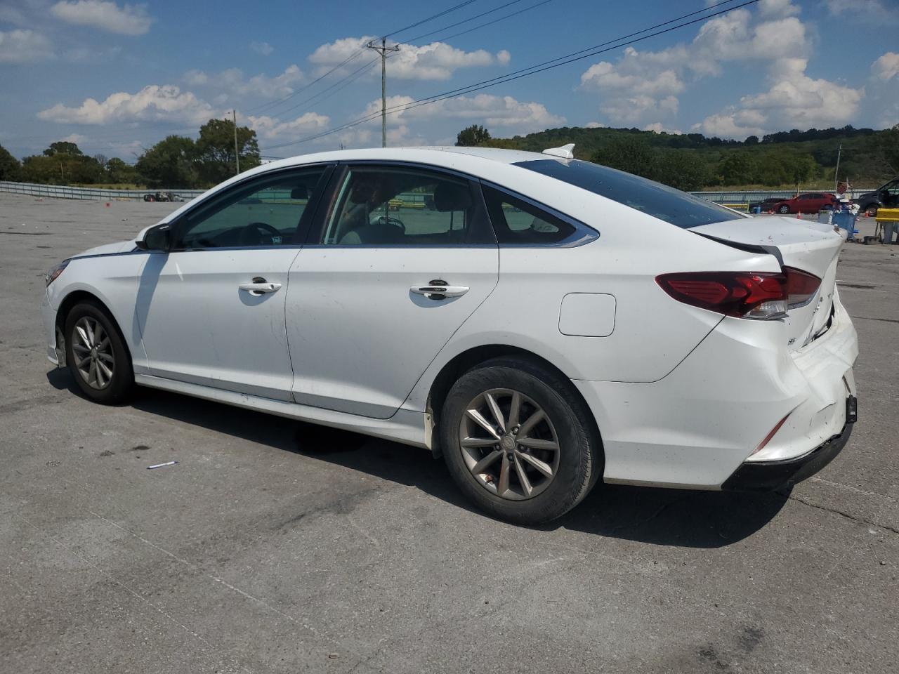 2018 Hyundai Sonata Se - Фото 2