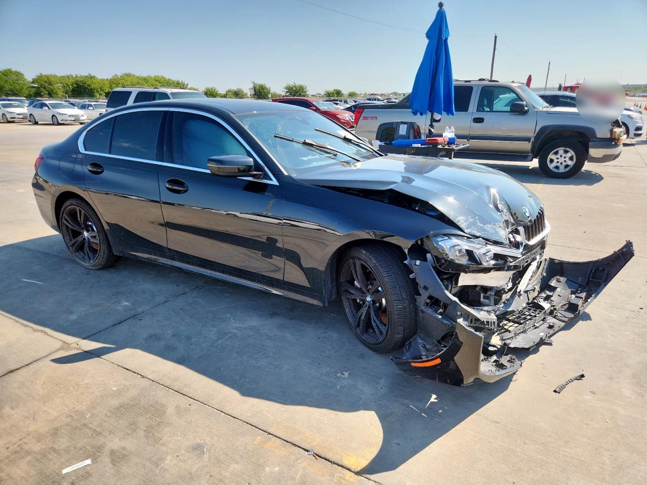 2025 BMW 330I - Image 4