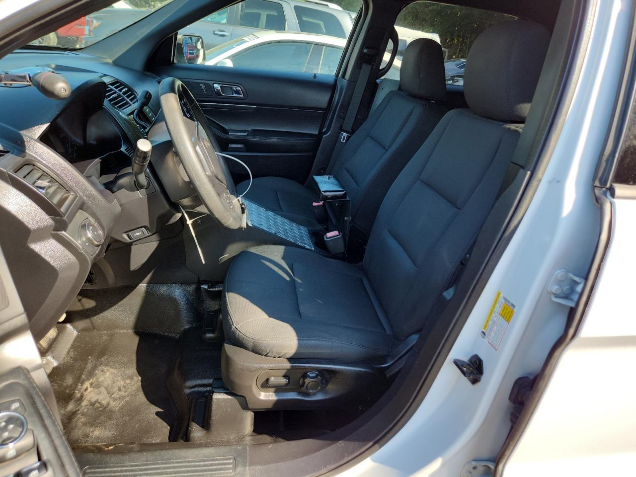 2019 Ford Explorer Police Interceptor - Image 7