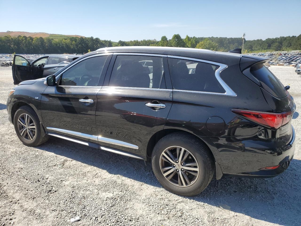 2019 Infiniti Qx60 Luxe - Фото 2