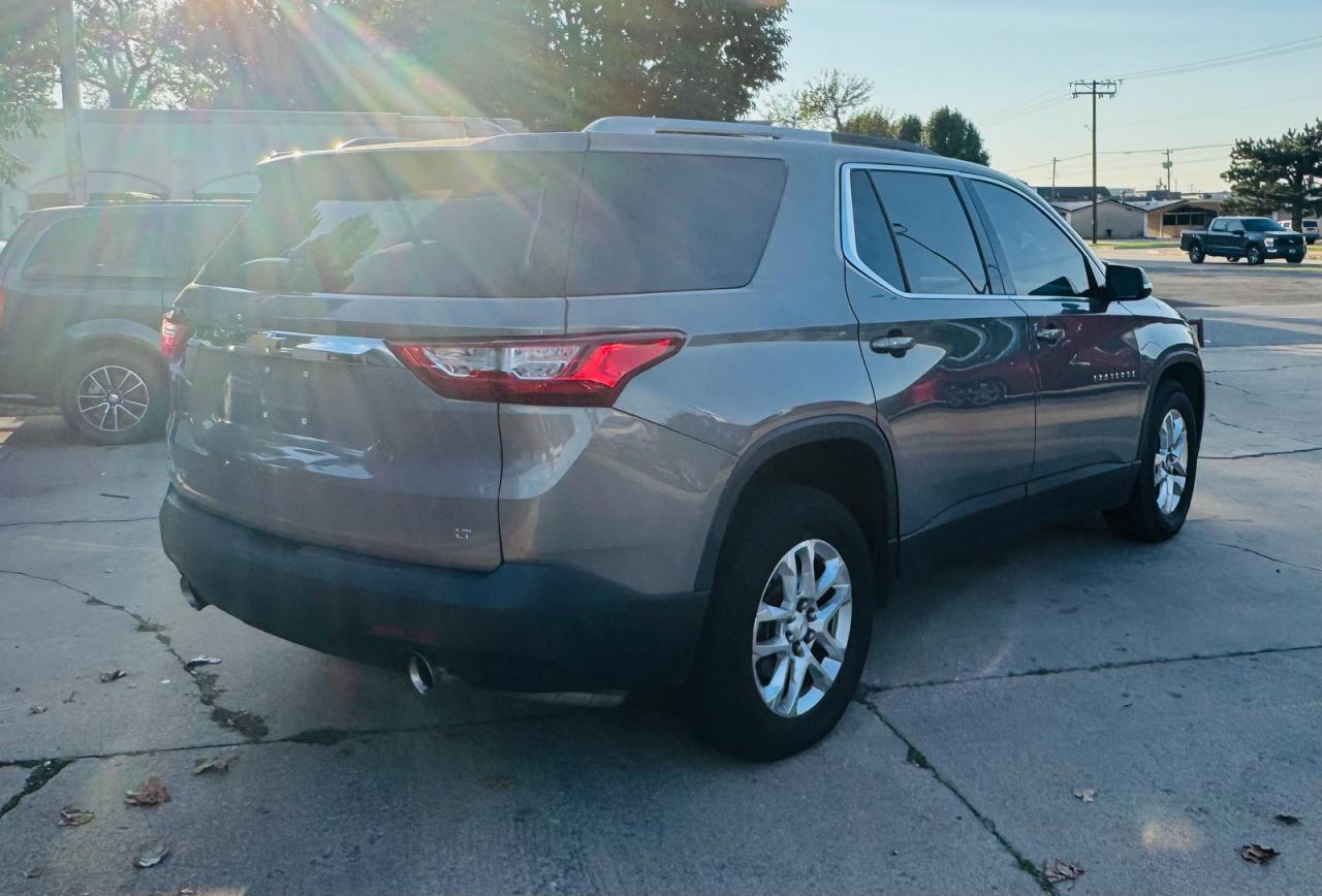 2018 Chevrolet Traverse Lt - Image 4
