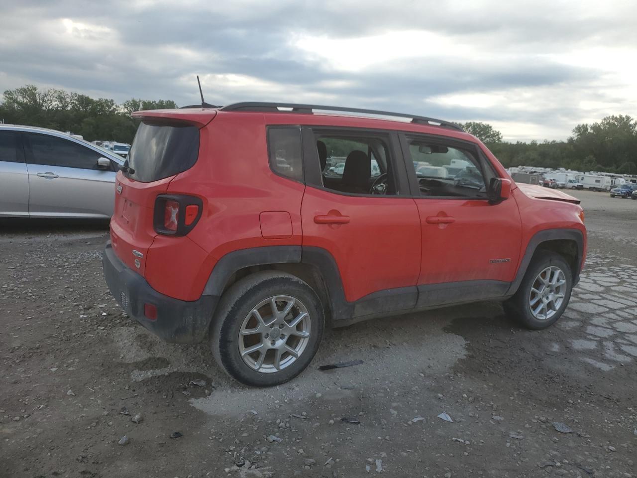 2019 Jeep Renegade Latitude - Фото 3