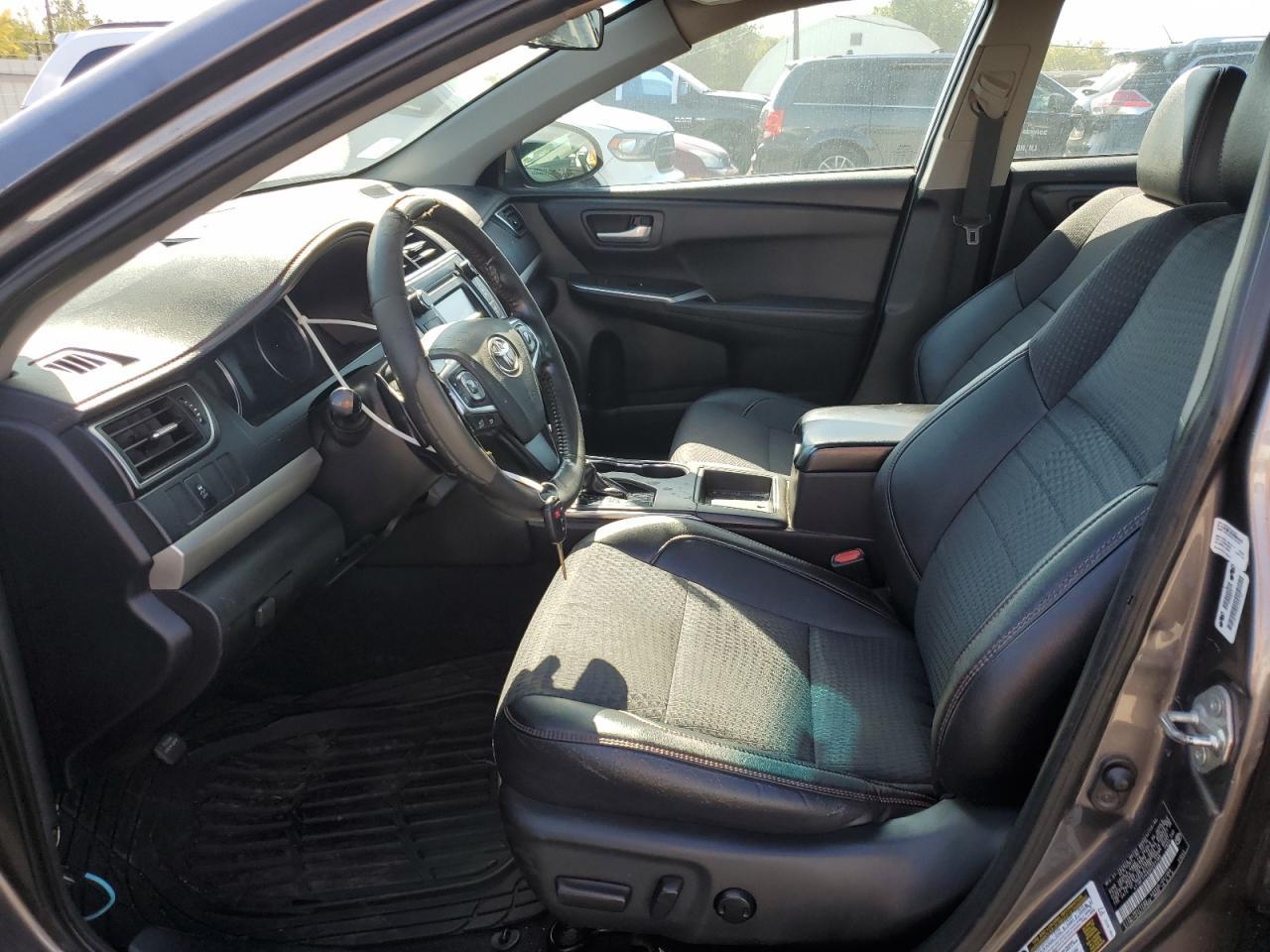 2016 Toyota Camry Le - Image 7