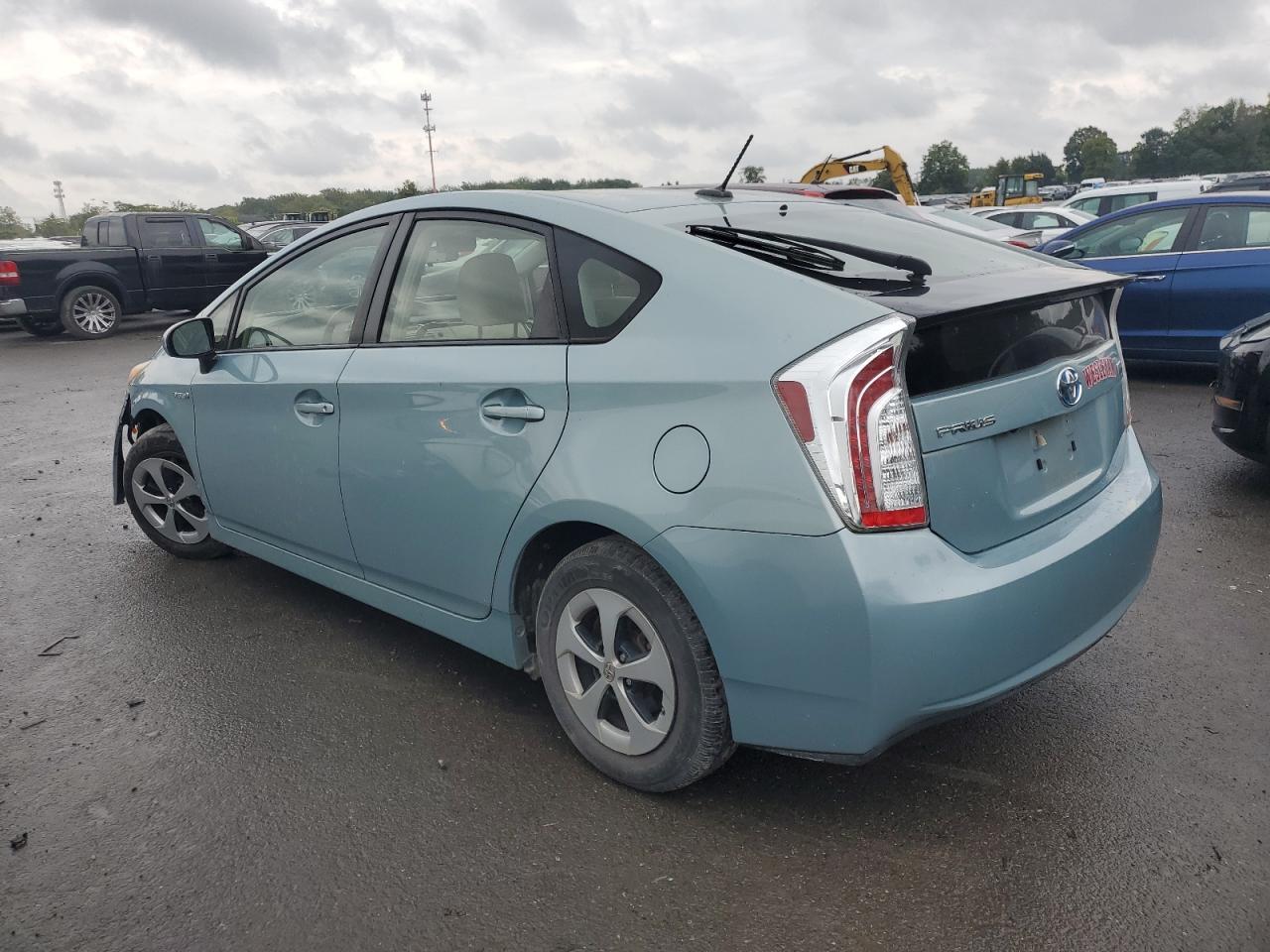 2013 Toyota Prius - Фото 2
