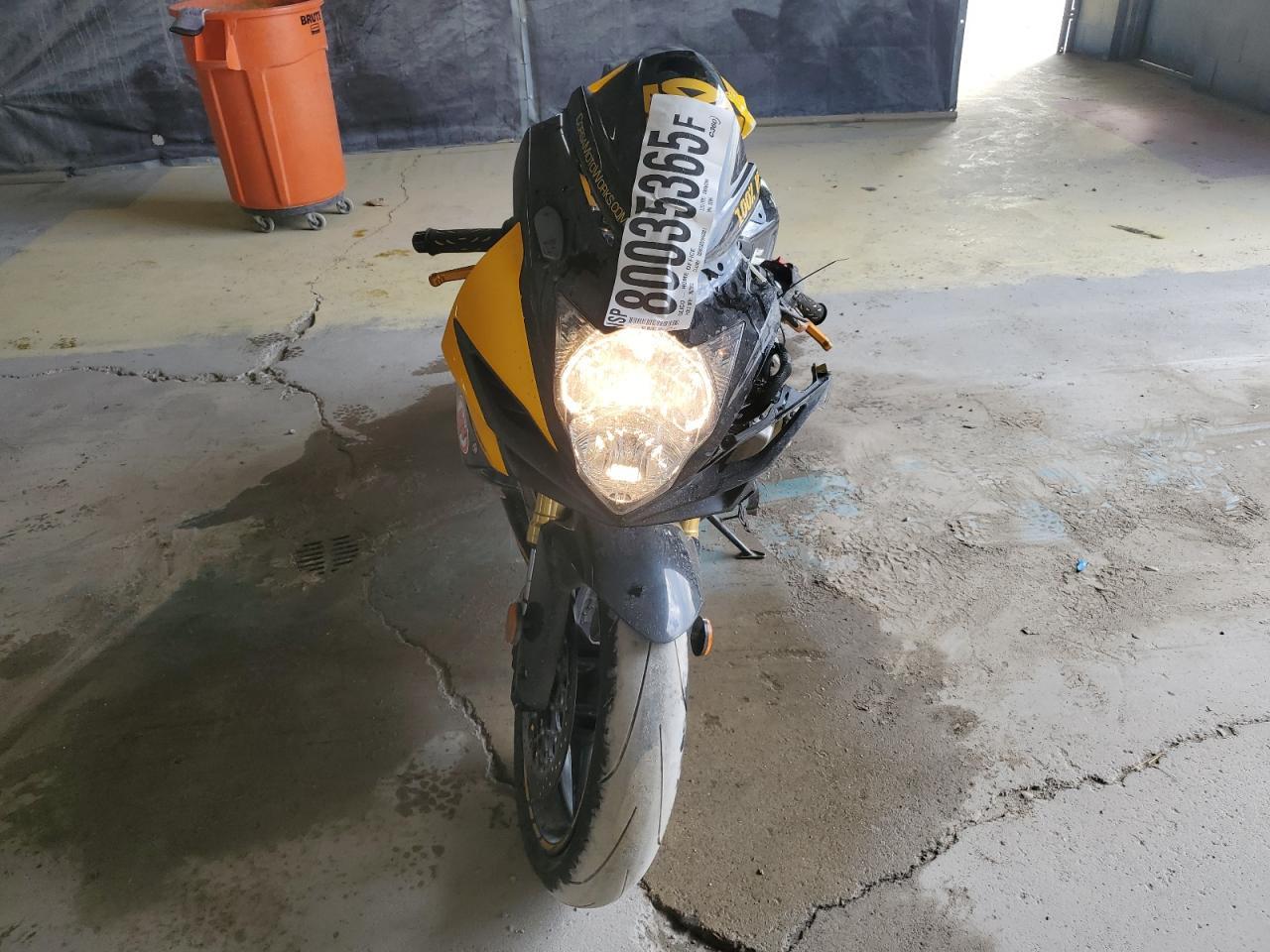 2017 Suzuki Gsx-R750 - Фото 2
