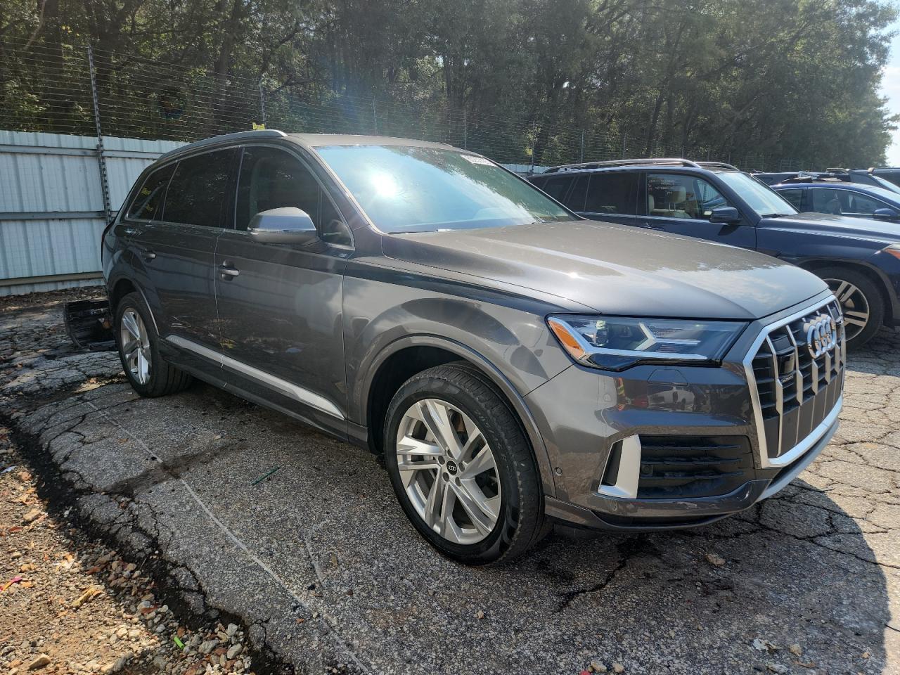 2021 Audi Q7 Premium Plus - Фото 4