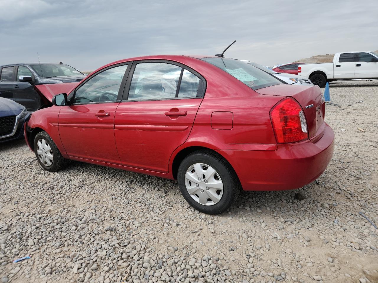 2011 Hyundai Accent Gls - Image 2