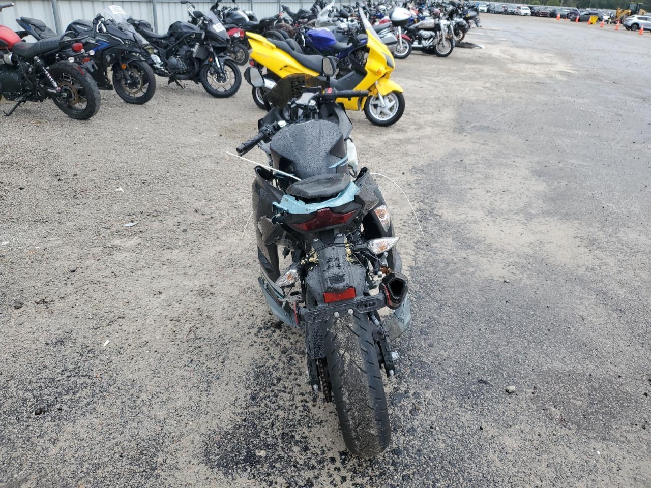 2020 Kawasaki Ex400 - Фото 4