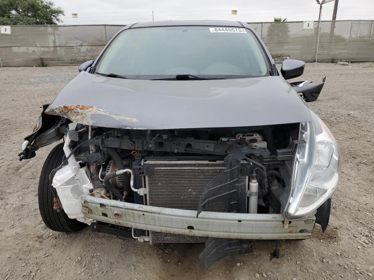 2019 Nissan Versa S - Фото 5