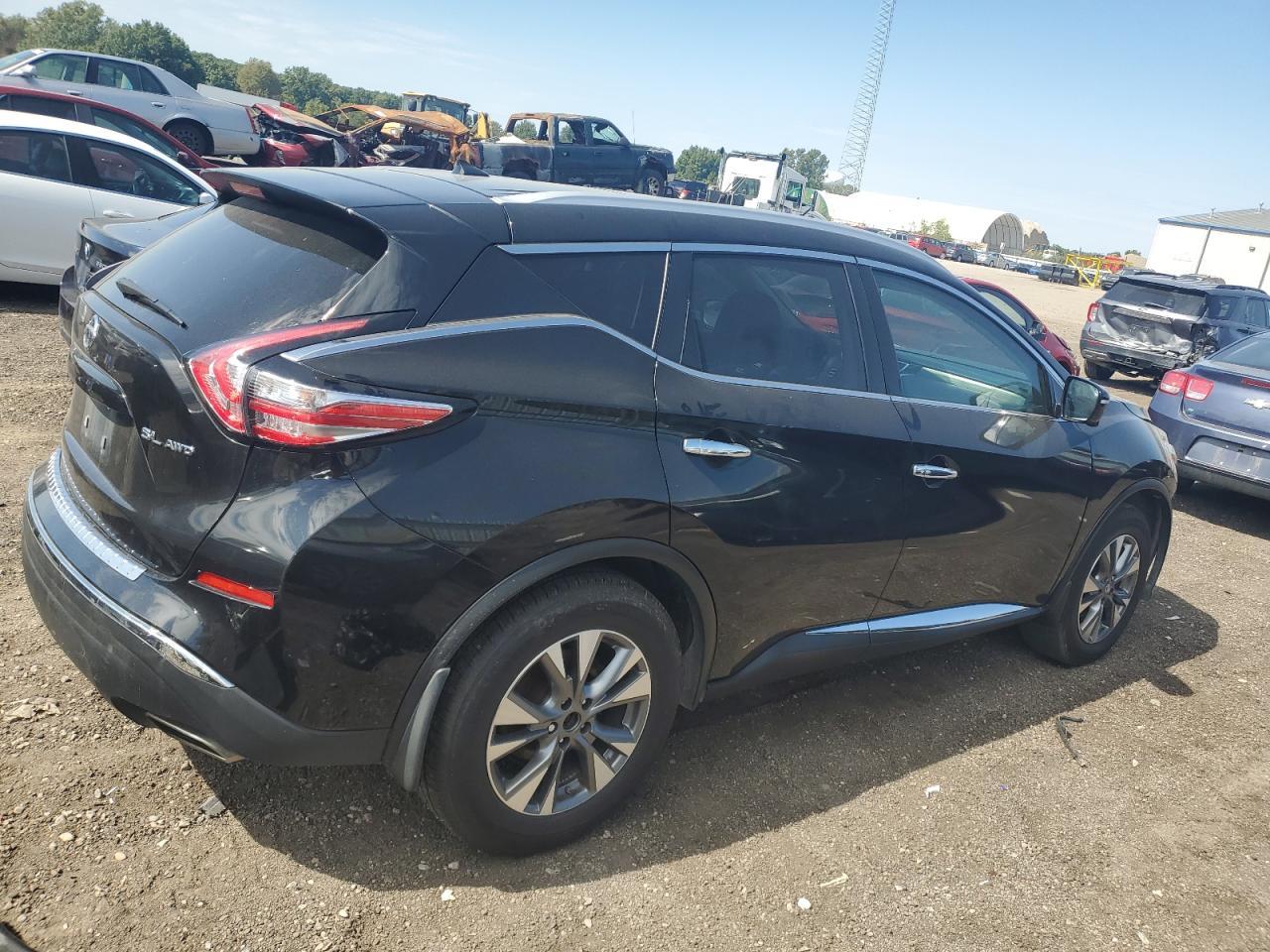 2015 Nissan Murano S - Фото 3