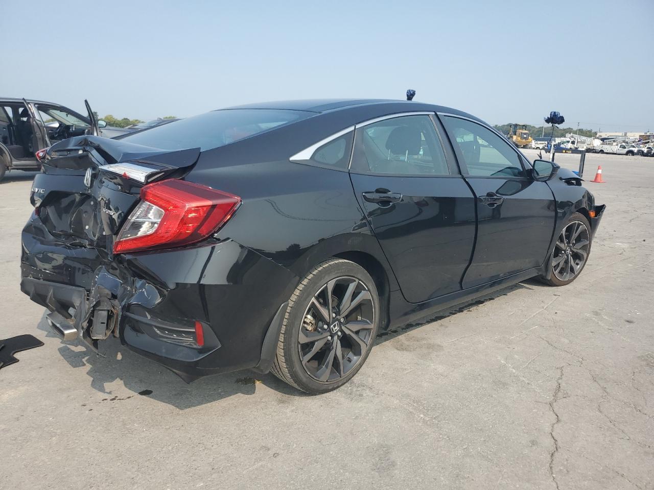 2021 Honda Civic Sport - Фото 3