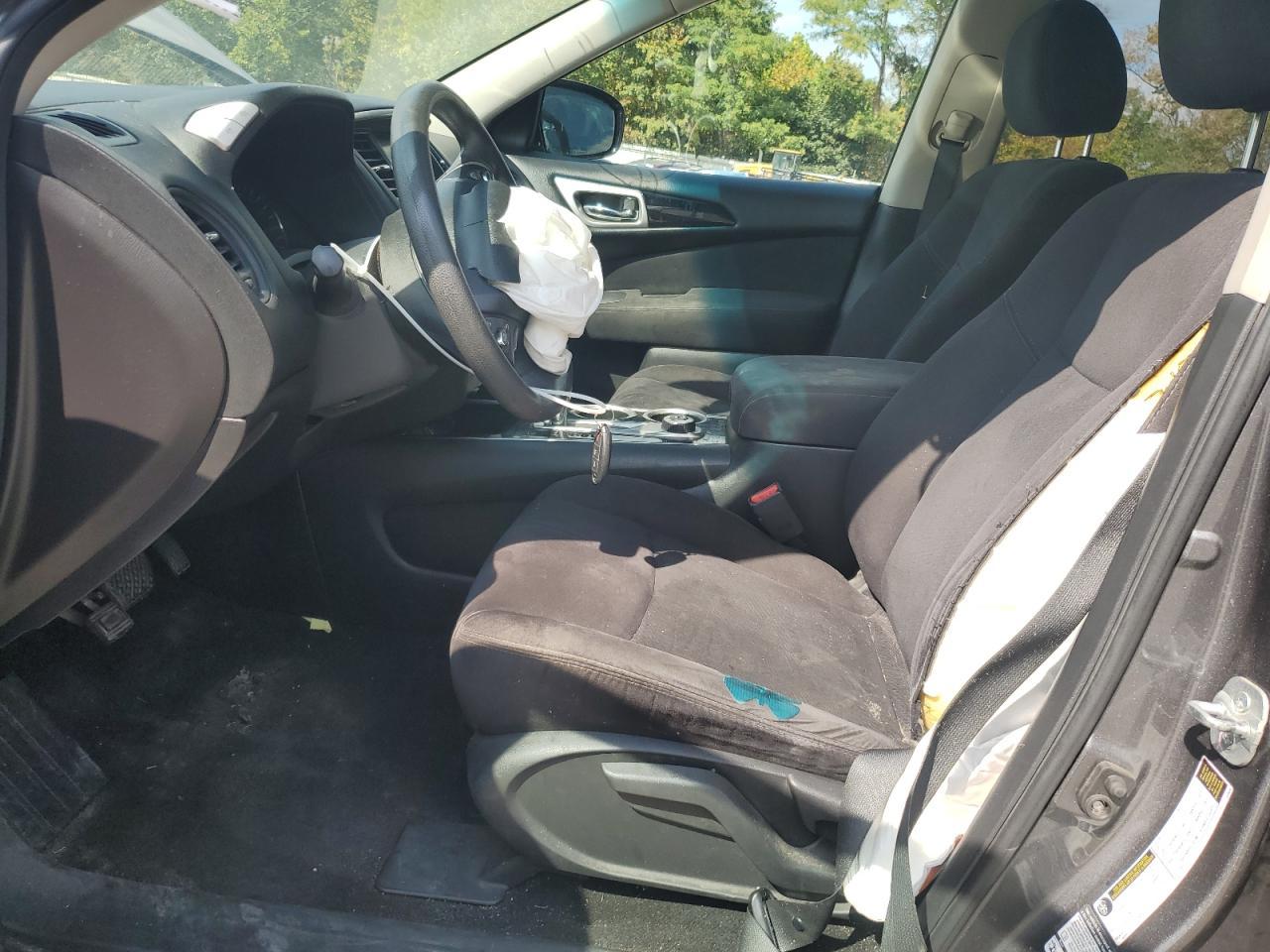 2015 Nissan Pathfinder S - Image 7