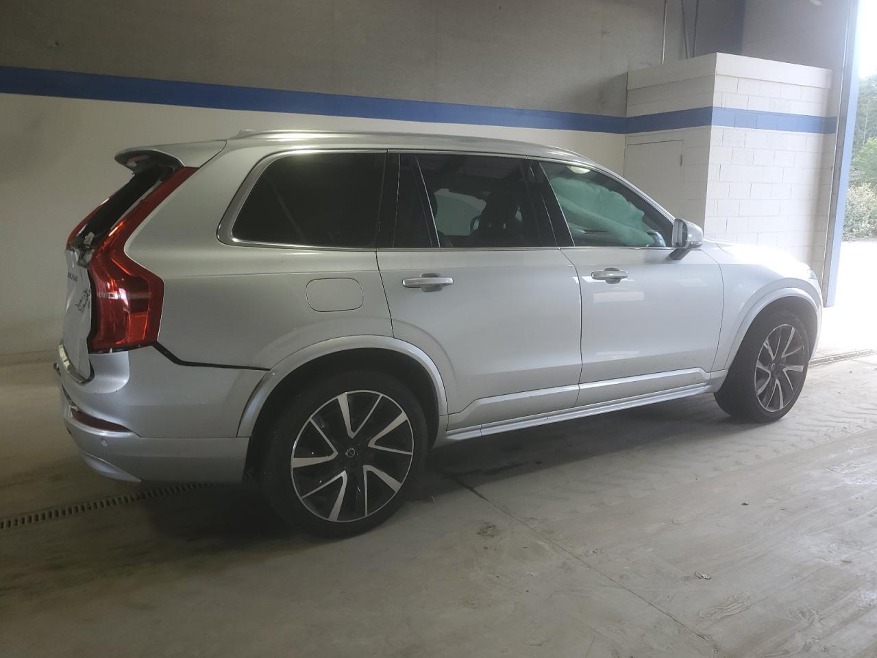 2022 Volvo Xc90 T6 Momentum - Фото 3