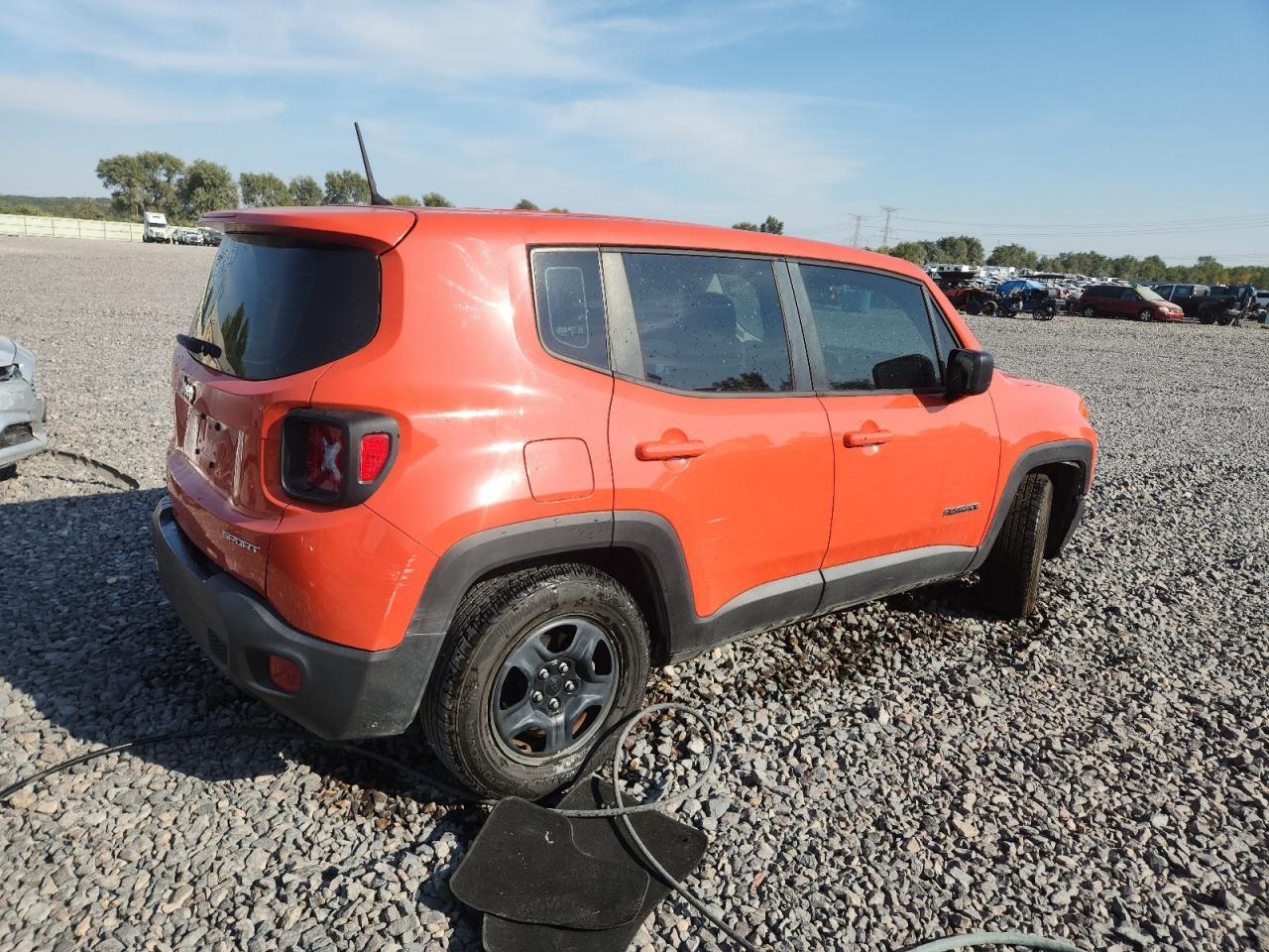 2017 Jeep Renegade Sport - Фото 3