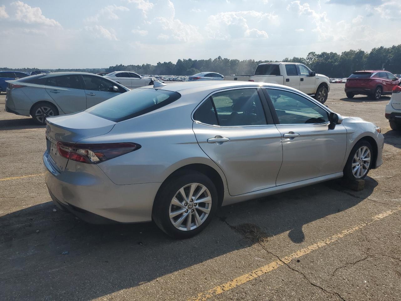 2021 Toyota Camry Le - Image 3